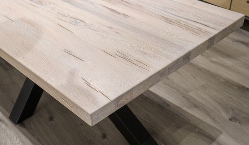 Chicago - Dining Table