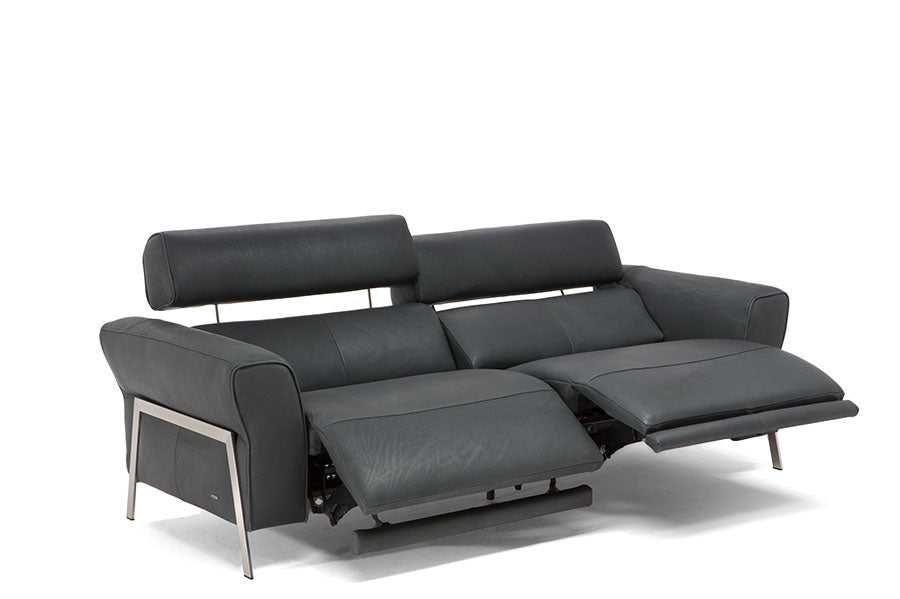 C021 - 3 Seater Electric