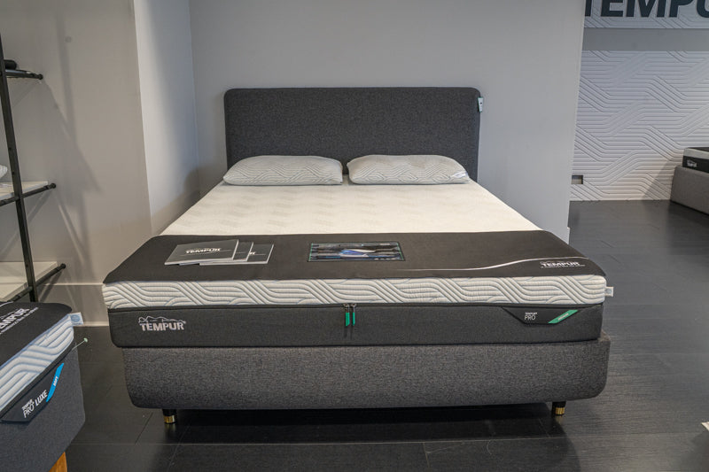 Tempur – 5 Ft Arc static disc bed with form headboard and Pro medium mattress ( 21 CM )