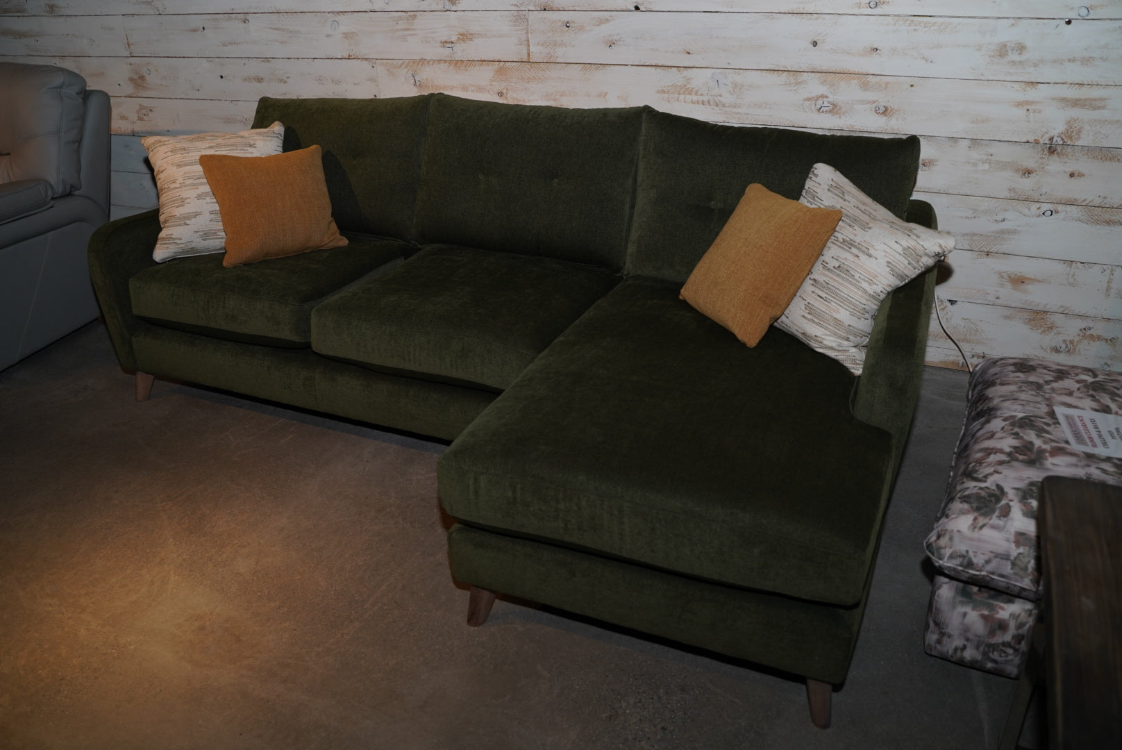 Westbridge - Lyle Sofa Chaise