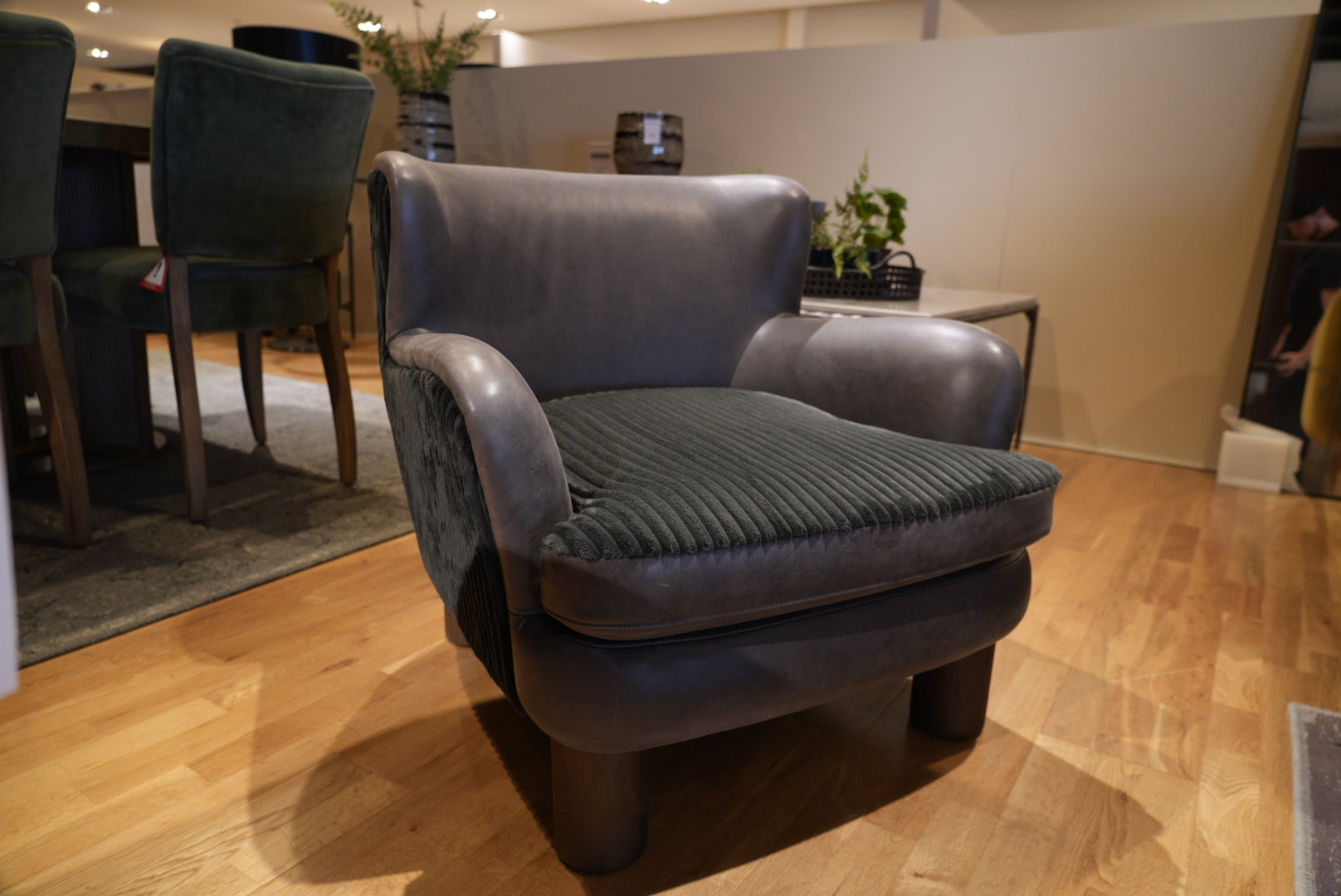 Stubby - Accent Chair