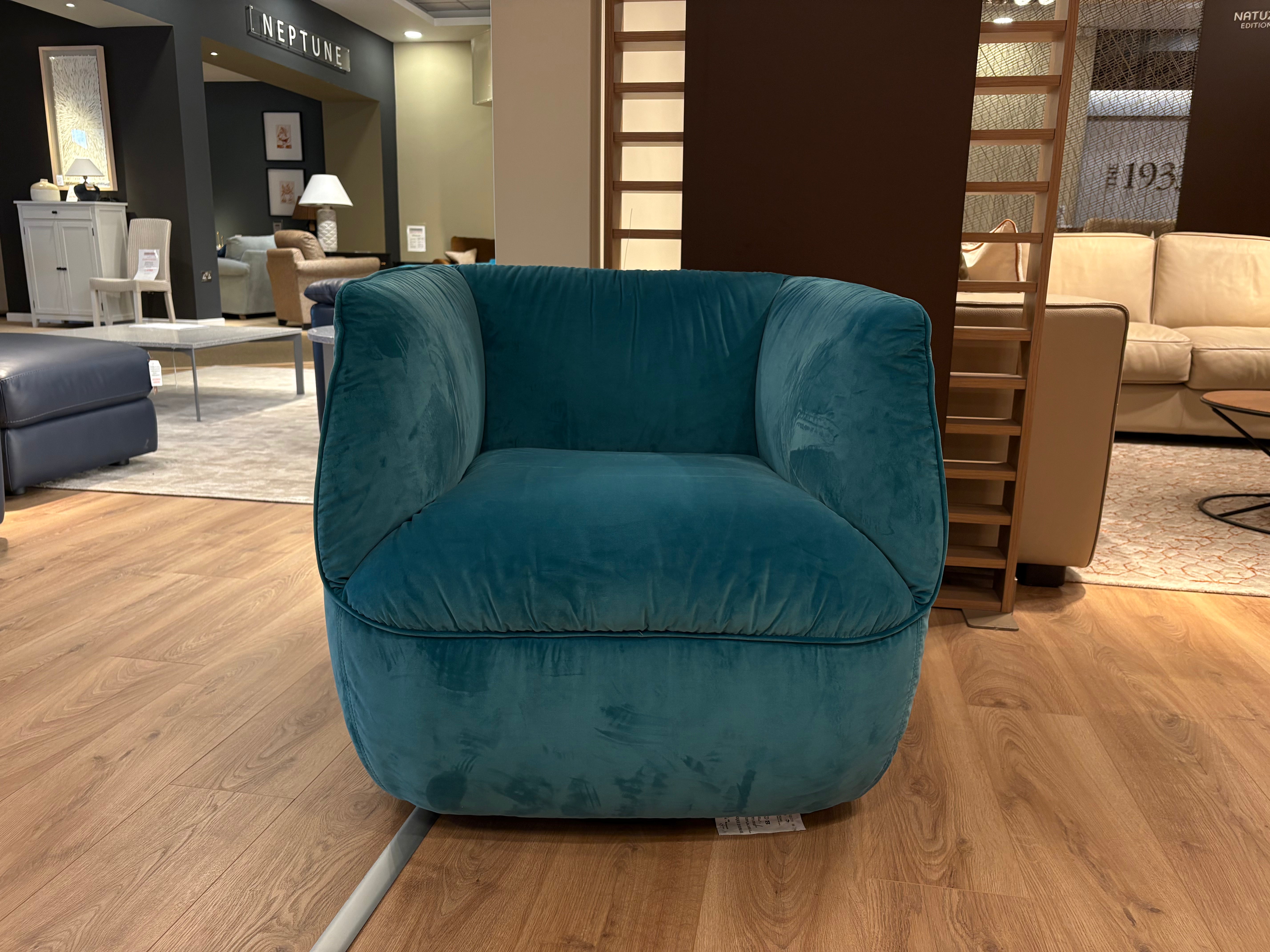 C195 - Fabric Armchair