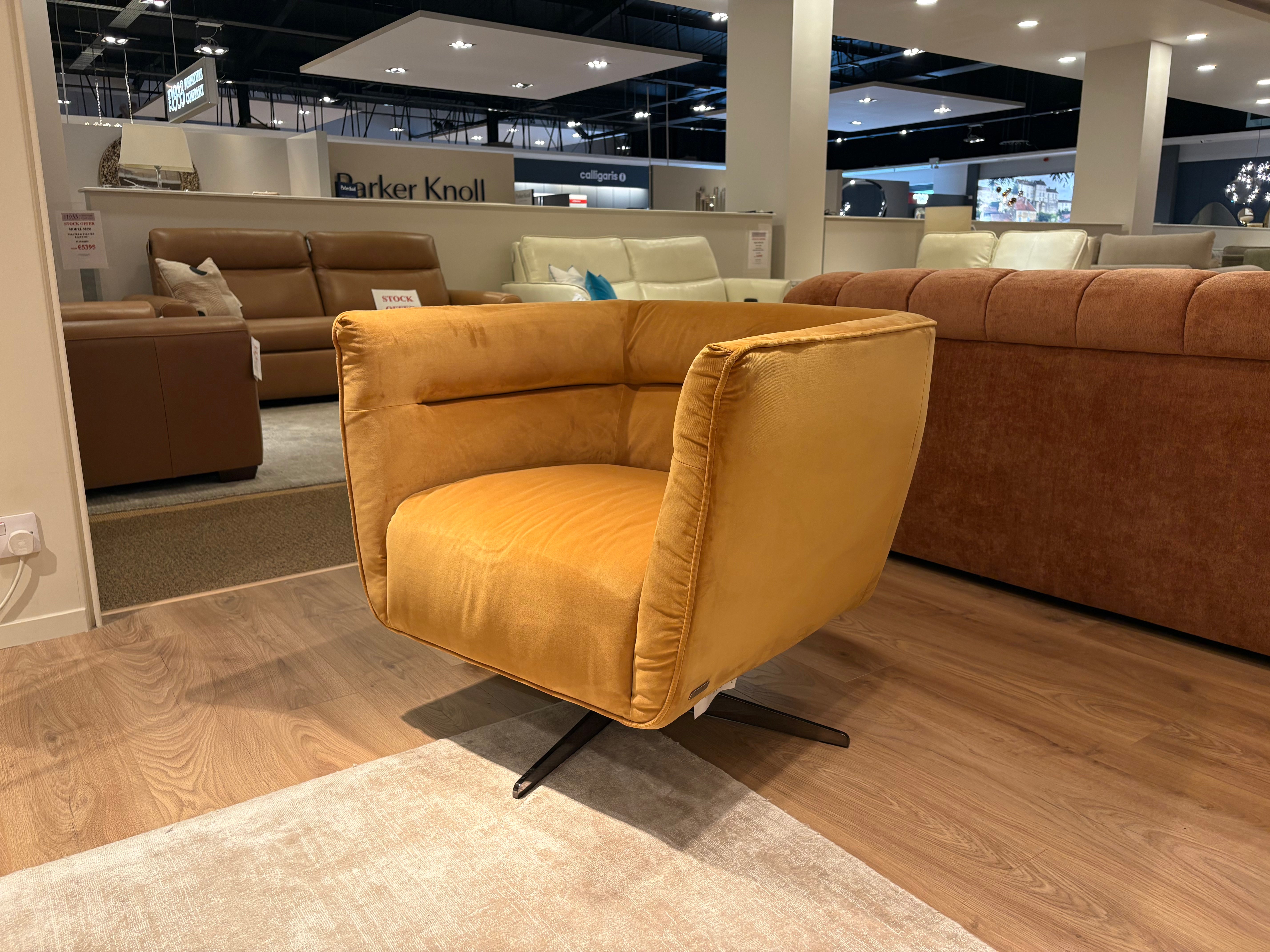 Natuzzi Editions - C117 Swivel Armchair