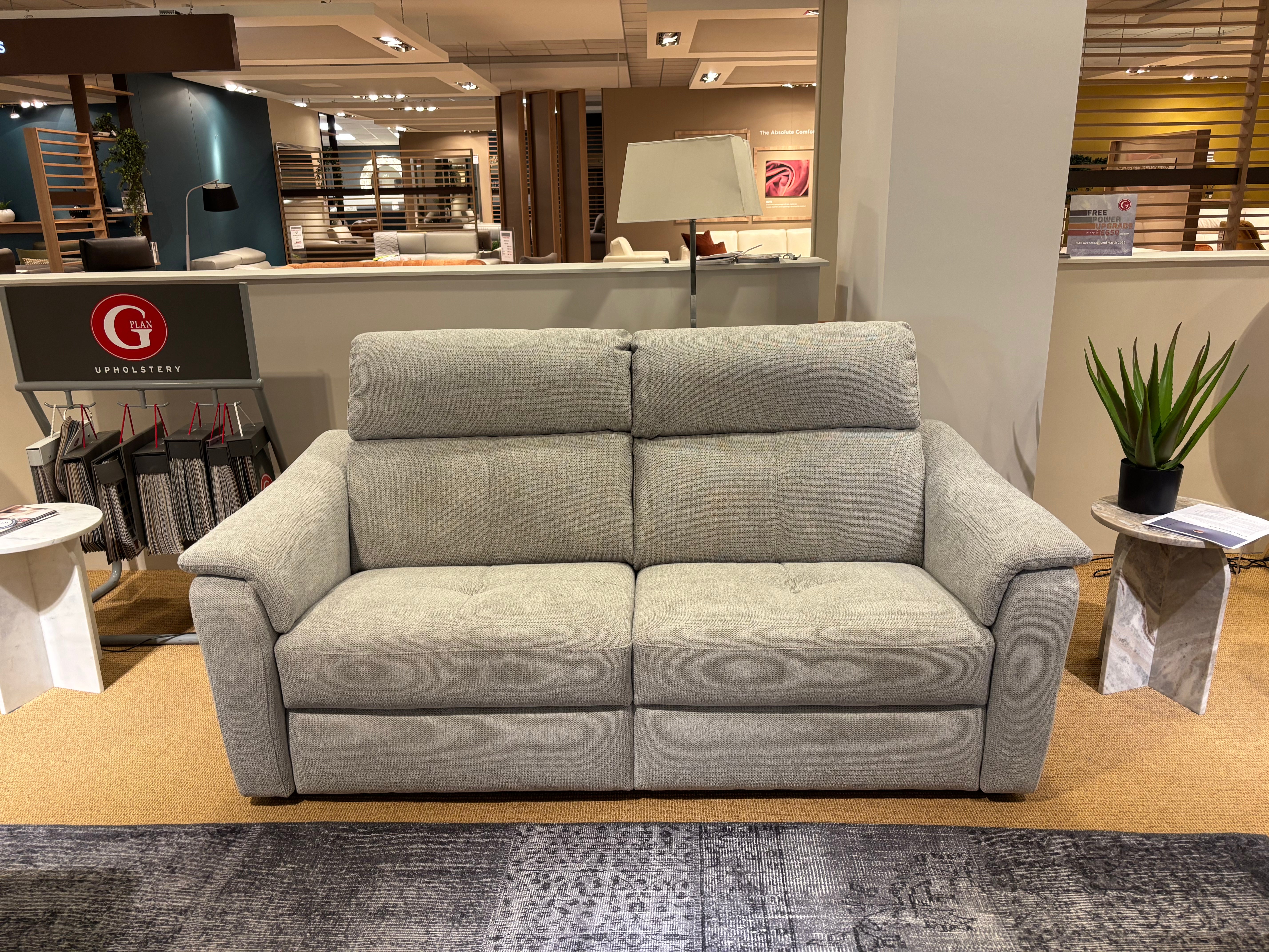 Nicoletti - Oakland 3 Seater Static & 2 Chairs