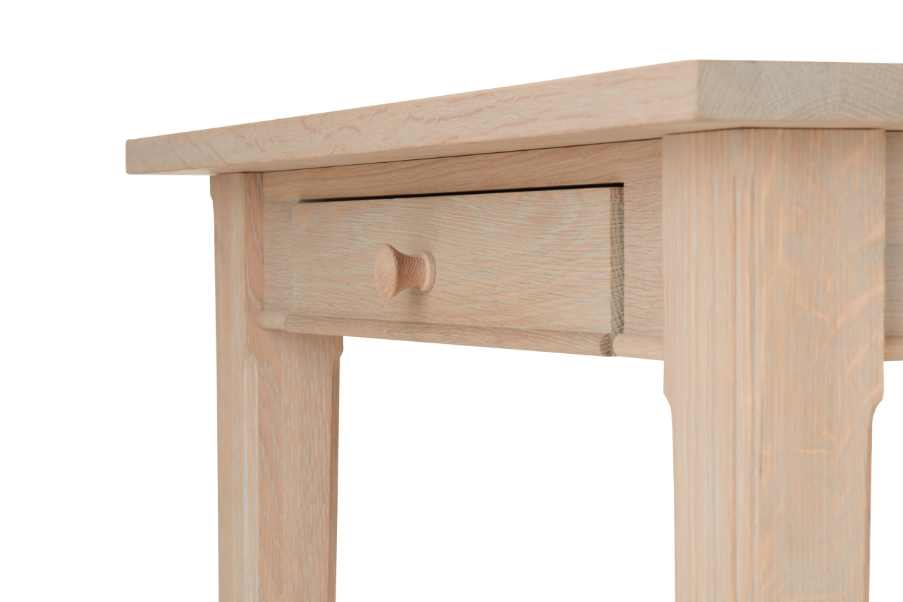 Neptune – Moreton Extending Dining Table