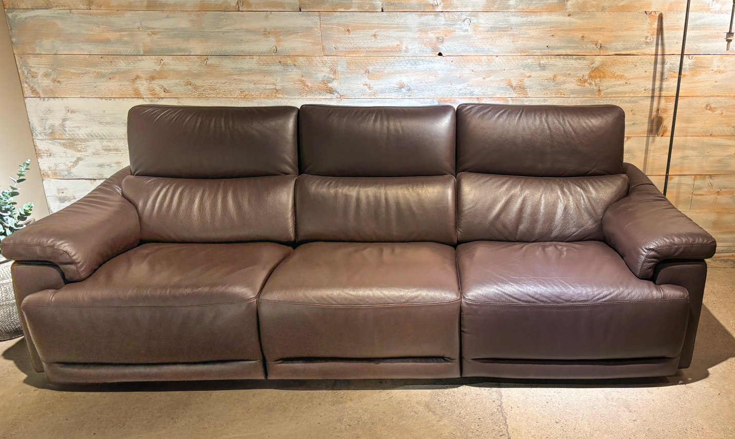 Natuzzi – C070 Large Sofa With 3 Electric Recliners