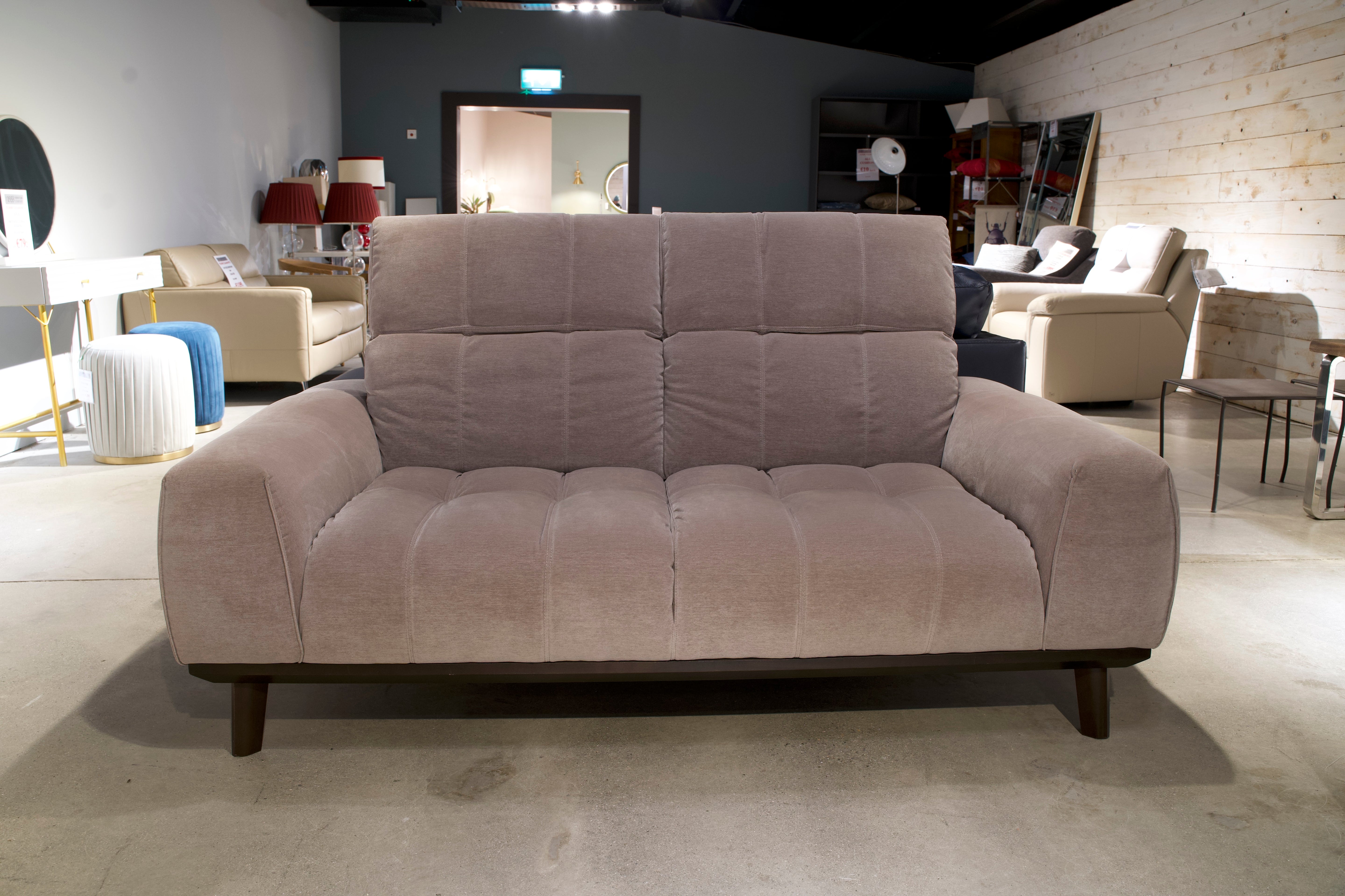 Natuzzi – C141 2 seater