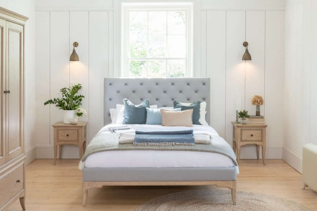 Willis & Gambier – Toulon Locker