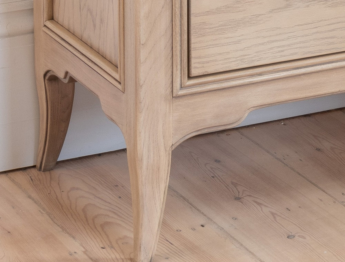 Willis & Gambier – Toulon 8-Drawer Chest