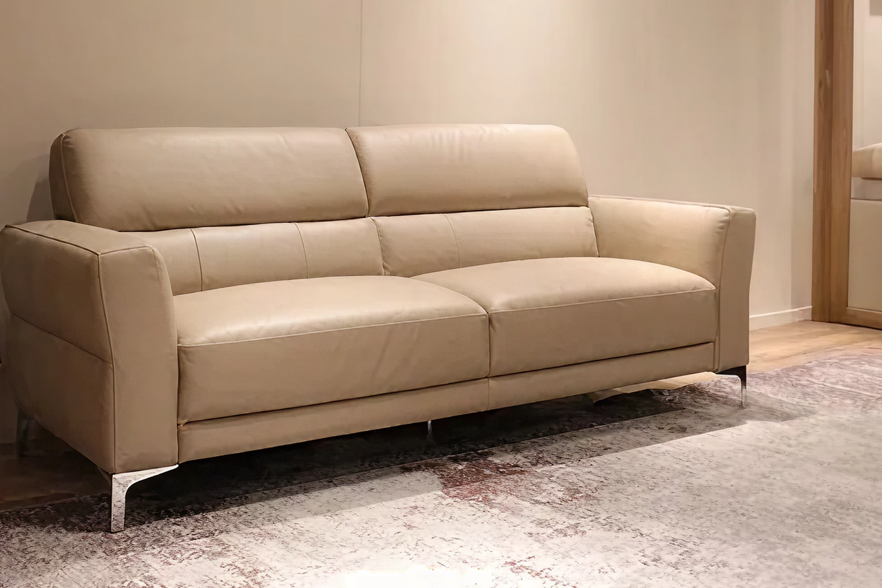 Natuzzi – C105 3 Seater Sofa