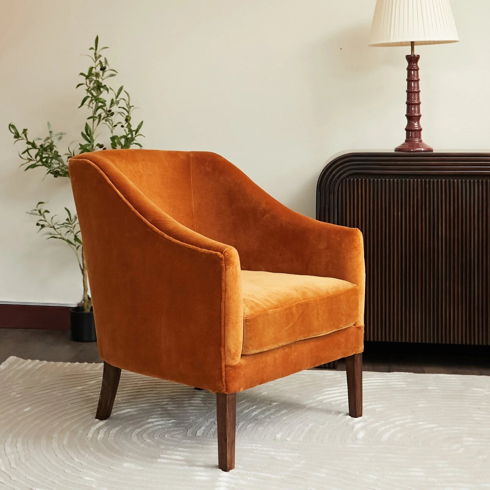 Oriana B - Iona Armchair / Rust